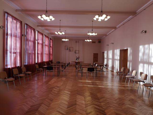 Mazā zāle